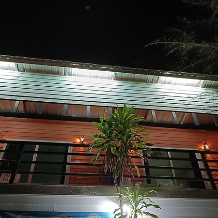 Mumzai House Ko Mook Exterior foto